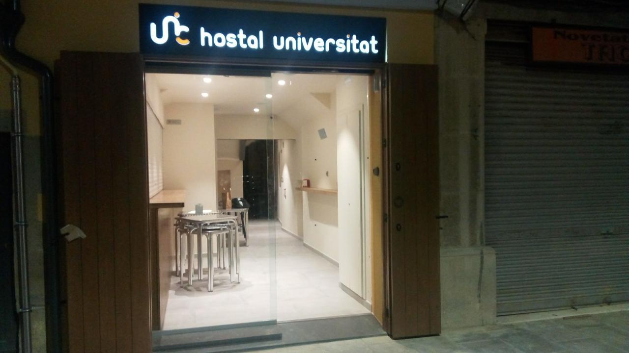 Hostal Universitat サルベラ エクステリア 写真