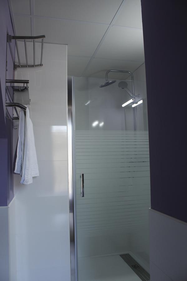 Hostal Universitat サルベラ エクステリア 写真